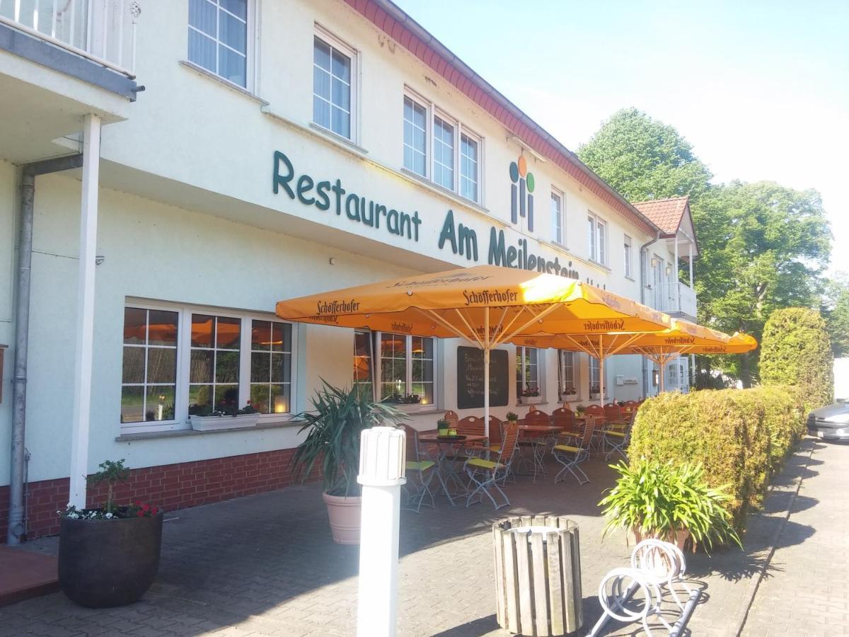 Hotel Am Meilenstein Dunkelforth Exterior foto