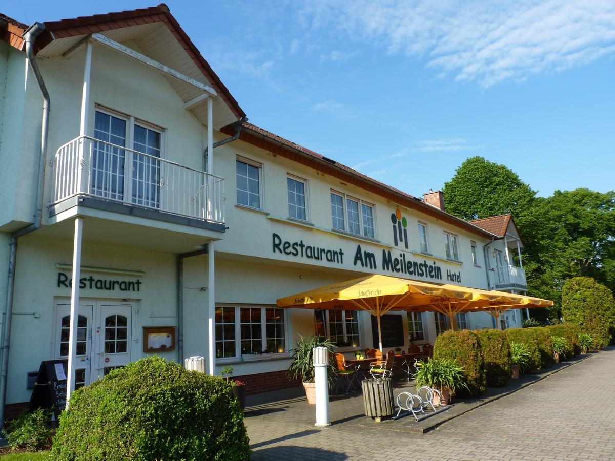 Hotel Am Meilenstein Dunkelforth Exterior foto
